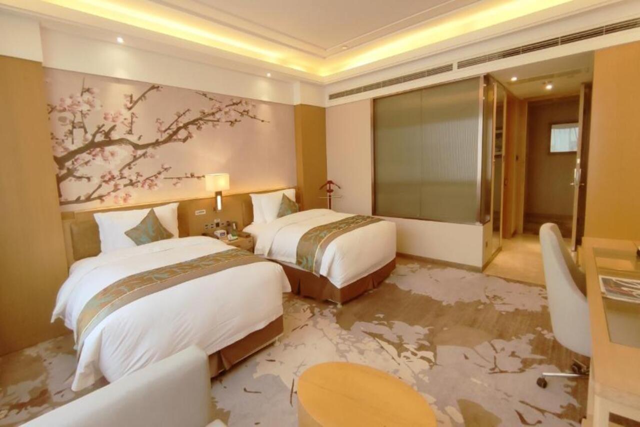 Howard Johnson Xiangyu Plaza Linyi Linyi  Eksteriør billede