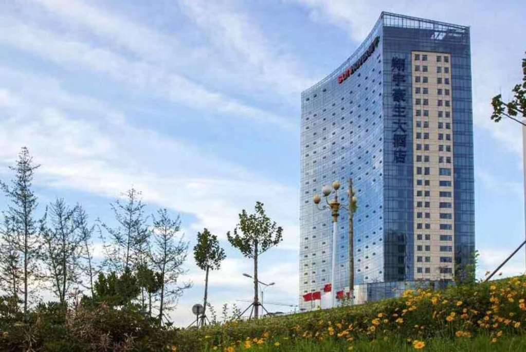 Howard Johnson Xiangyu Plaza Linyi Linyi  Eksteriør billede