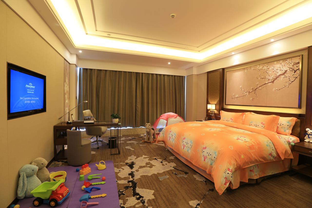 Howard Johnson Xiangyu Plaza Linyi Linyi  Eksteriør billede