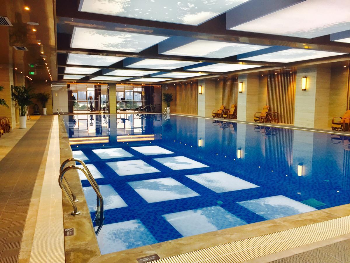 Howard Johnson Xiangyu Plaza Linyi Linyi  Eksteriør billede